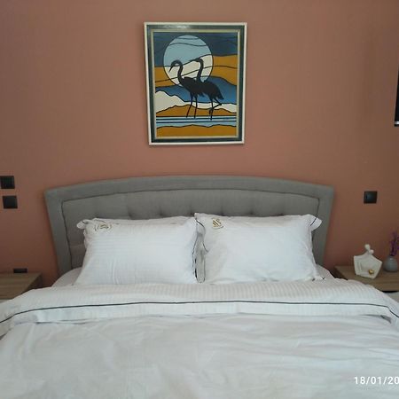 Swan Paradise Glyfada Apartment Athene Buitenkant foto