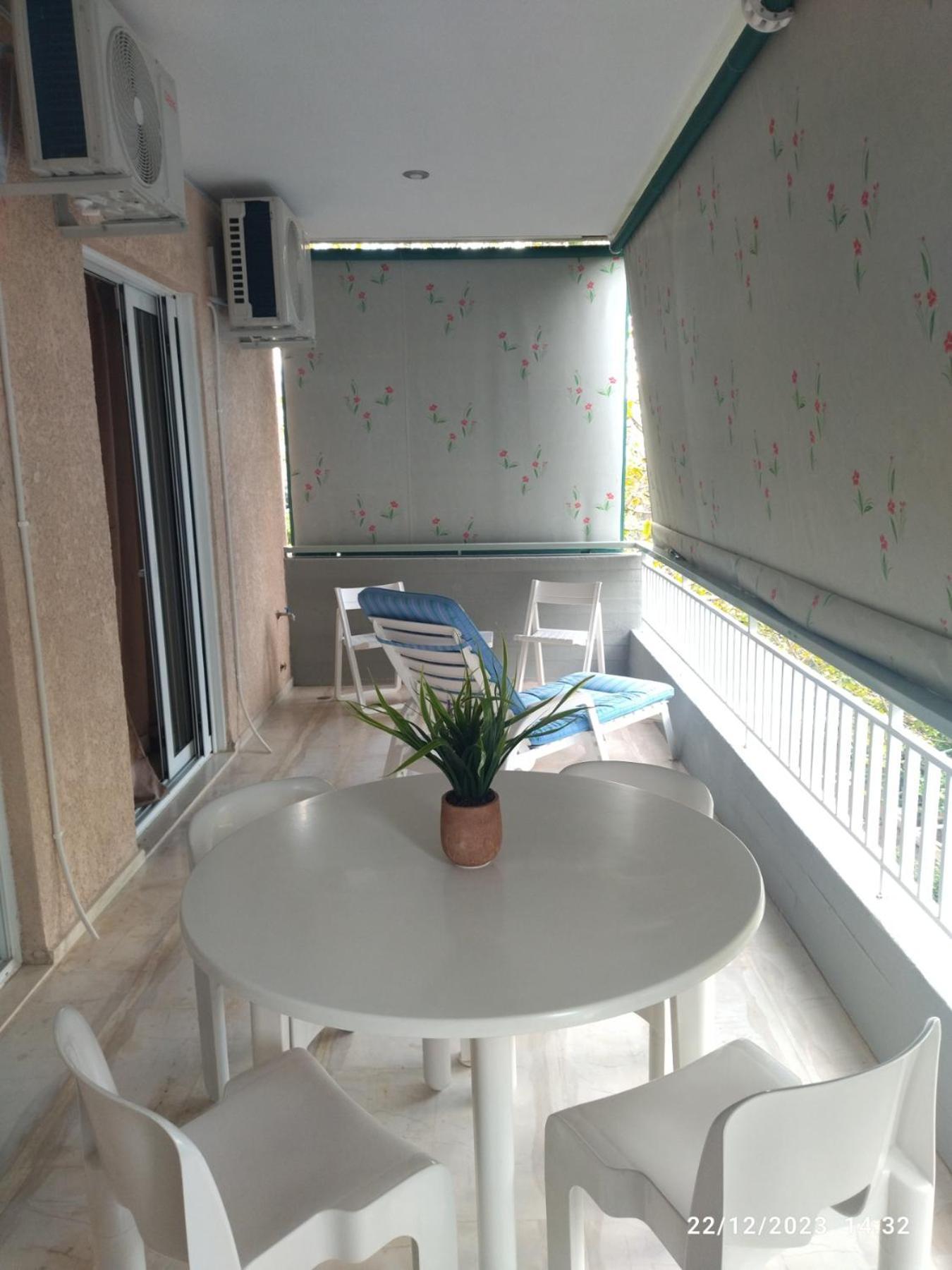 Swan Paradise Glyfada Apartment Athene Buitenkant foto